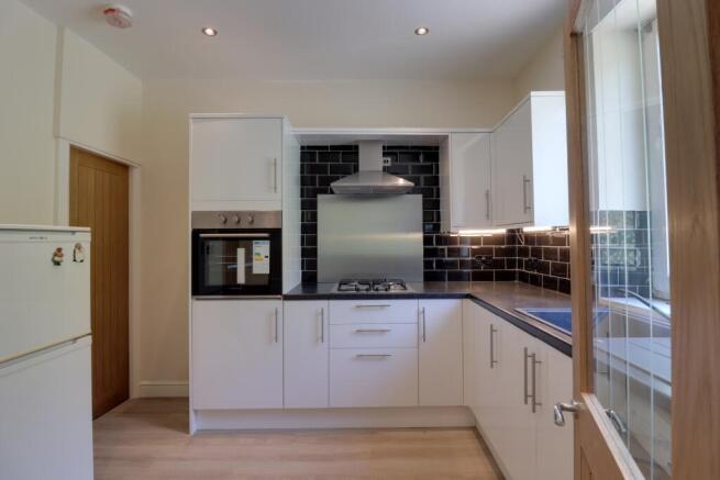 2 bed Terraced for sale Image 5