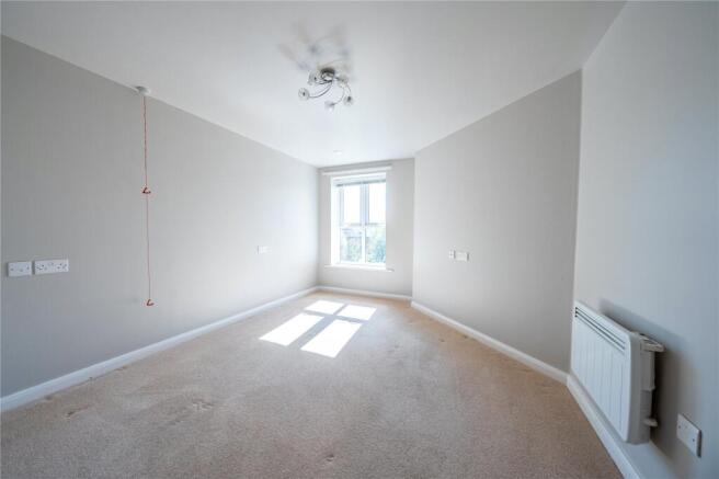1 bed Apartment for sale Image 6