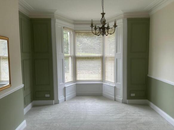 6 bed House for sale Image 10