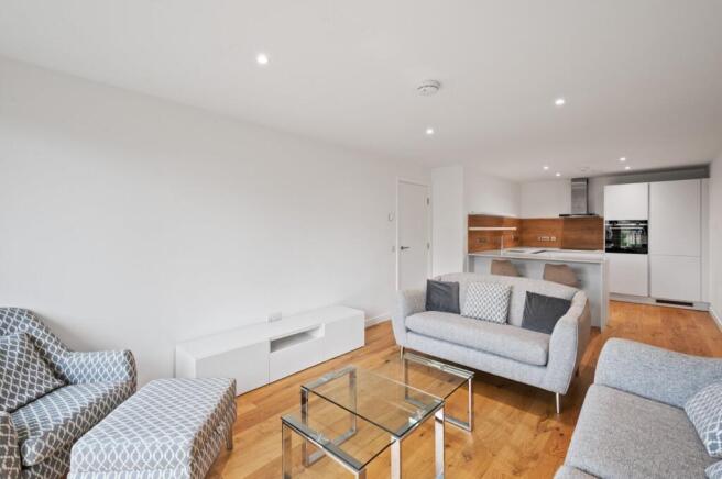 16/8 Hughes Close, Canonmills, Edinburgh, EH7 photo 4