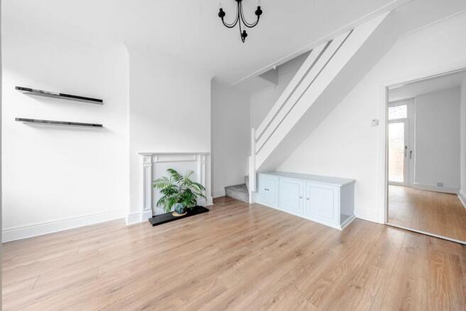 2 bed Terraced for sale Image 5