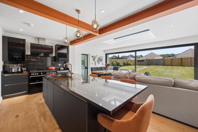 Kitchen/family room