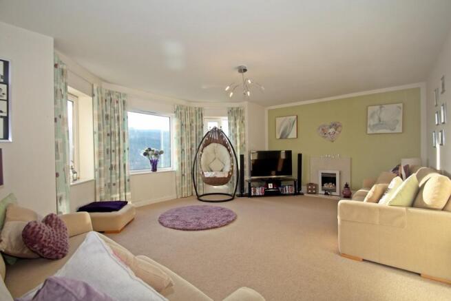 Spacious Lounge