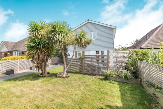 Front Garden 2
