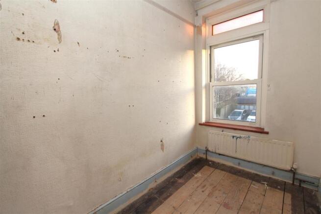 Bedroom 4.JPG