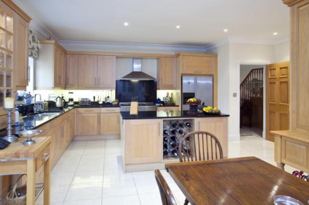 Kitchen/Bfast Room
