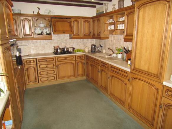 KTICHEN/BREAKFAST ROOM