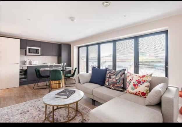 PHOTO-2025-10-27-09-34-01 5.jpg