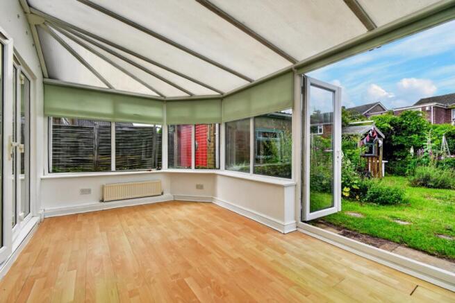 2 bed Detached for sale Image 8