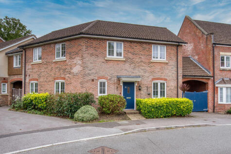 Columbus Drive, Sarisbury Green