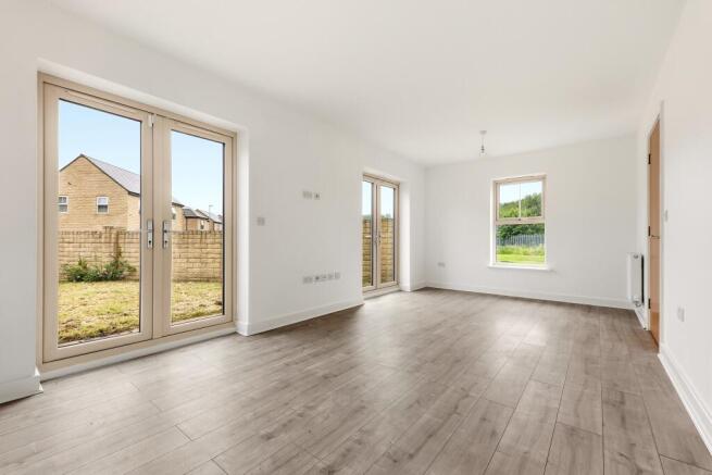 4 bed Detached for sale Image 7