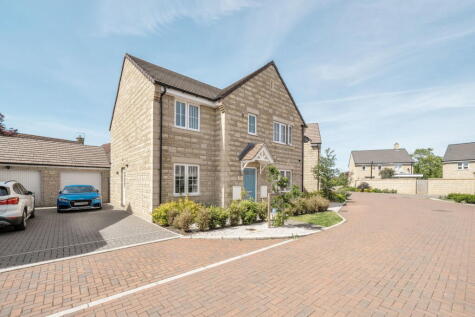 Drovers Green, Yatton Keynell, Chippenham, SN14 7FG