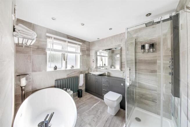 En Suite.jpg