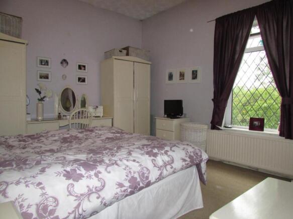 RossingtonSt69bed1.JPG