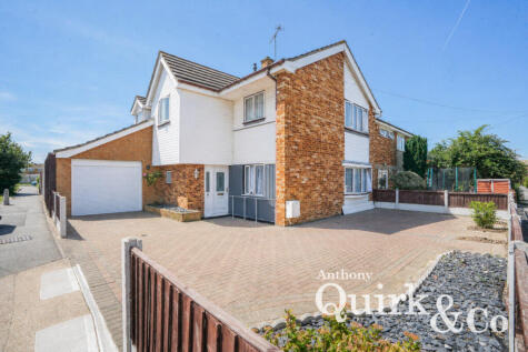 Suffolk Walk, Canvey Island, SS8
