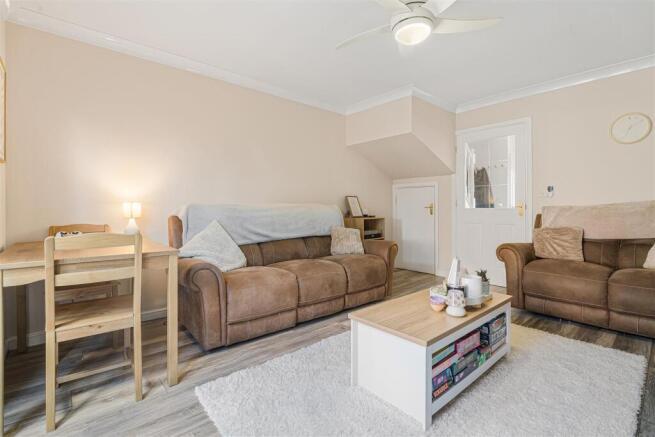 2 bed Terraced for sale Image 4