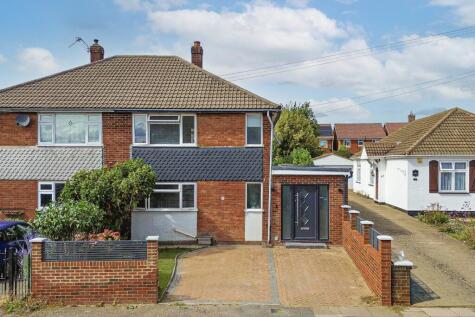 Moreton Road North, Luton, Bedfordshire, LU2 9DP