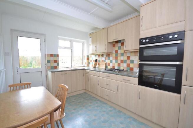 kitchen/dining room