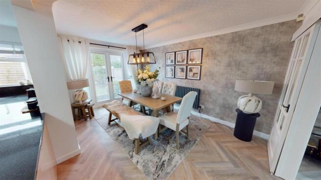 Sandfield Road Dining Area