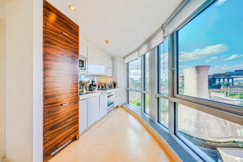 Fairmont Avenue, London, E14
