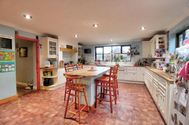 Kitchen 2
