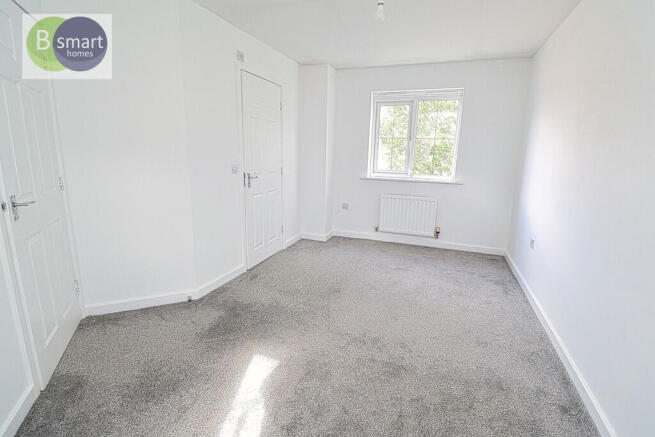 3 bed Semi-Detached for sale Image 8