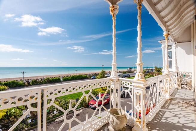 2-bed flat on Heene Terrace, Jason Court Heene Terrace, BN11, £300,000