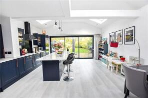 46, Oaklands Road, Bexleyheath DA6 7AJ