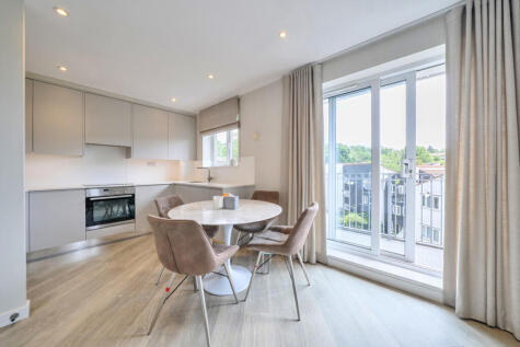 Curtis Field Road, Streatham, London, SW16
