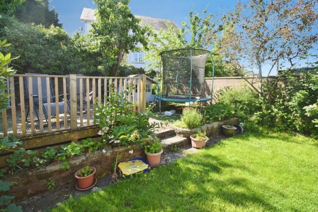 4 bed Semi-Detached for sale Image 12