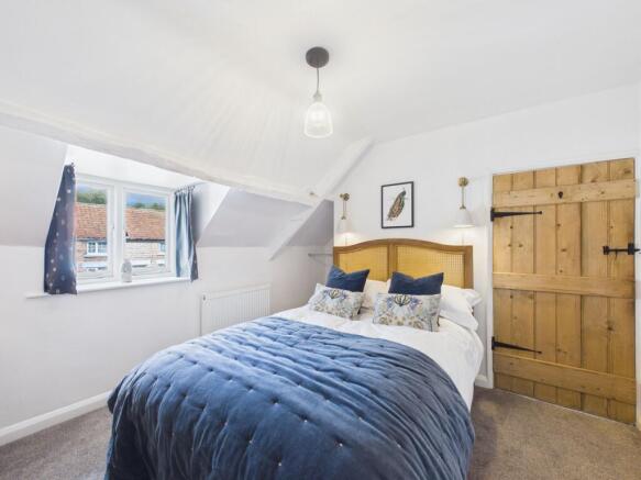 2 bed Terraced for sale Image 6