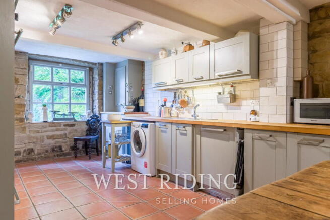 2 bed Terraced for sale Image 12