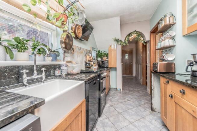 3 bed Semi-Detached for sale Image 7