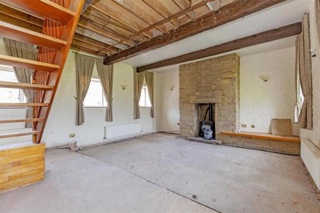Reception Room-3.jpg
