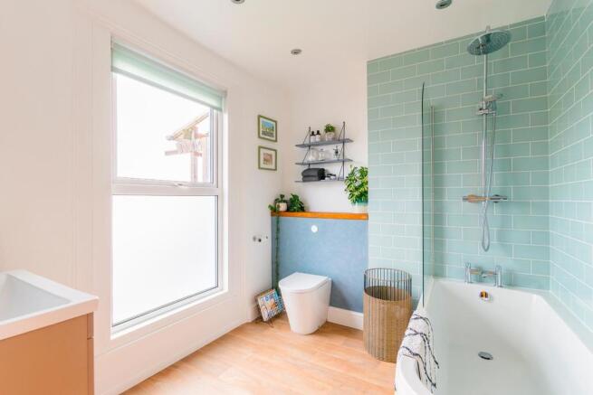 TEERTSSONRA22 - Bathroom D.jpg