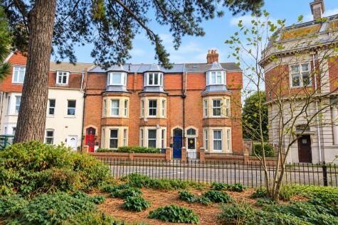 The Crescent, Boscombe, Bournemouth, BH1
