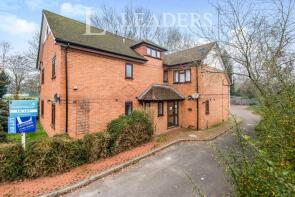 Flat 5, 83 St Catherines Court, Eastwood Road, Bramley, Guildford GU5 0DX