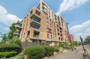 Flat 9, Silchester Apartments, London Road, Isleworth TW7 4FR