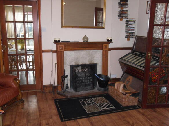 Photo 3