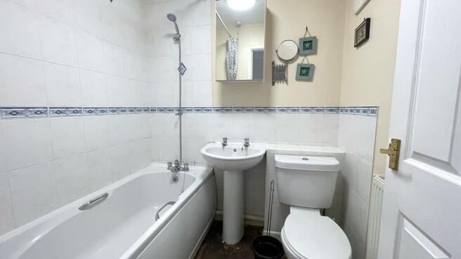 Family bathroom