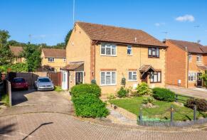 13, Whitby Close, Stone, Greenhithe DA9 9QE