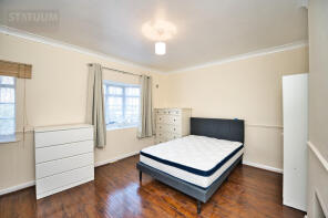 Flat 3, Bailey Cottages, Maroon Street, London E14 7QW