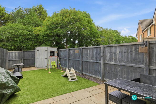 3 bed Town House for sale Image 4