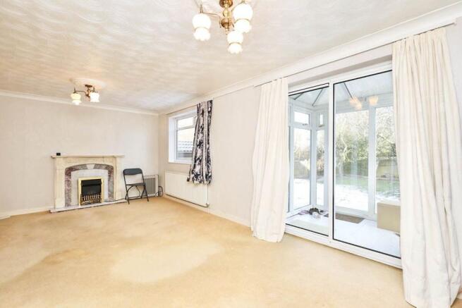 Lounge / Dining Room