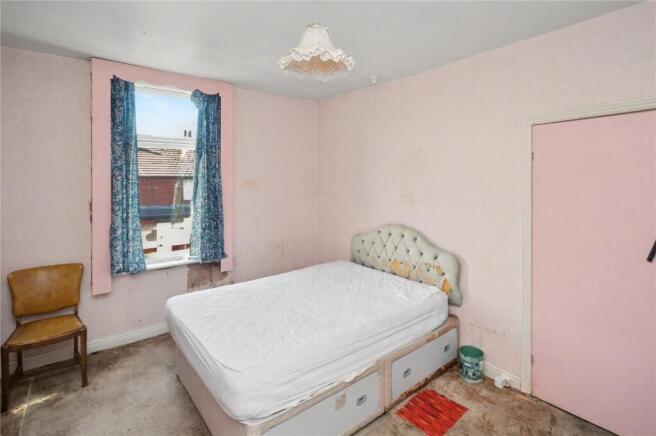 2 bed Terraced for sale Image 5