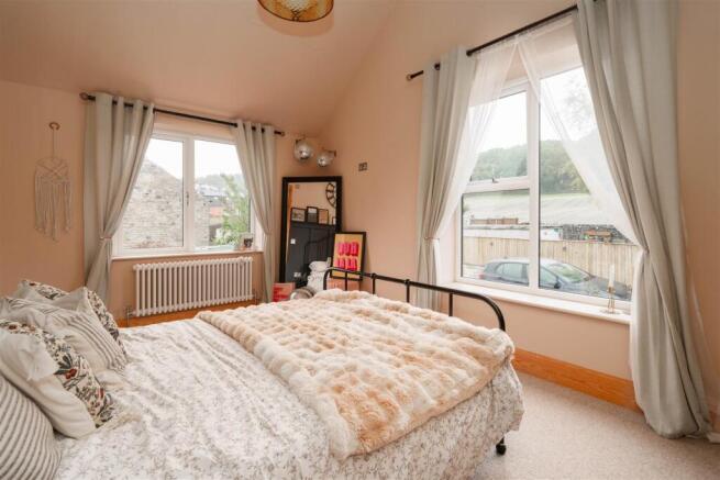 Bedroom4.jpg