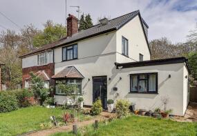 53, Harewood Gardens, South Croydon CR2 9BU