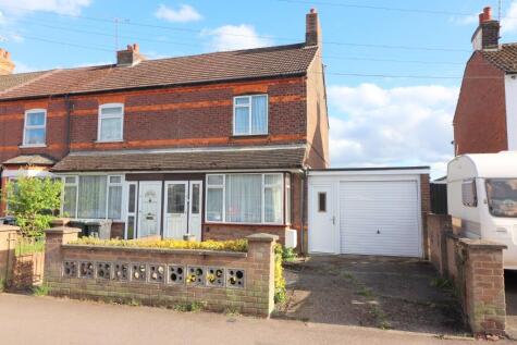 St. Thomas's Road, Stopsley, Luton, LU2 7UX