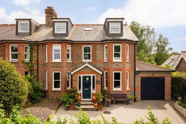 Kingsbury Villa, Station Road-47.jpg