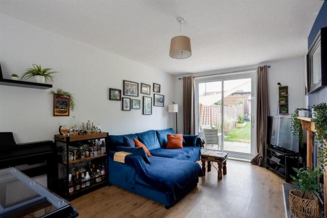 2 bed Semi-Detached for sale Image 5